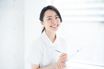 ＼配属先の相談OK！／【病棟】残業ほぼなし＊定年63歳＊単身用の住宅あり＊回復期病棟増床に伴い増員募集☆彡 病院の看護師・准看護師/大分県佐伯市/正社員/月給280000円~366000円!!